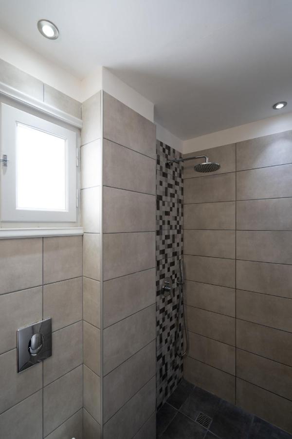 White Lily & Lofts - Adults Only 16 * Playa de Perivolos