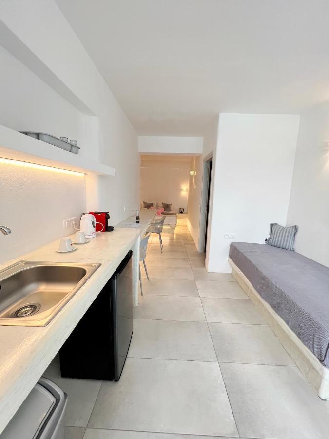 Hotel White Lily & Lofts - Adults Only 16 Playa de Perivolos